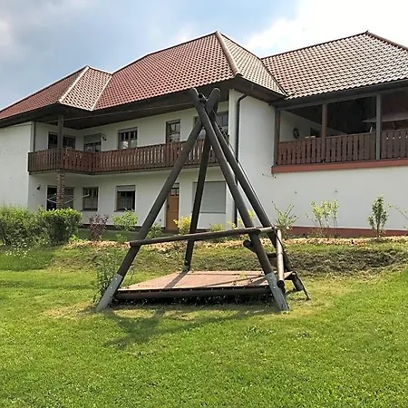 Neuses Am Brand , Ferien Auf Dem Bauernhof فندق مبيت وإفطار